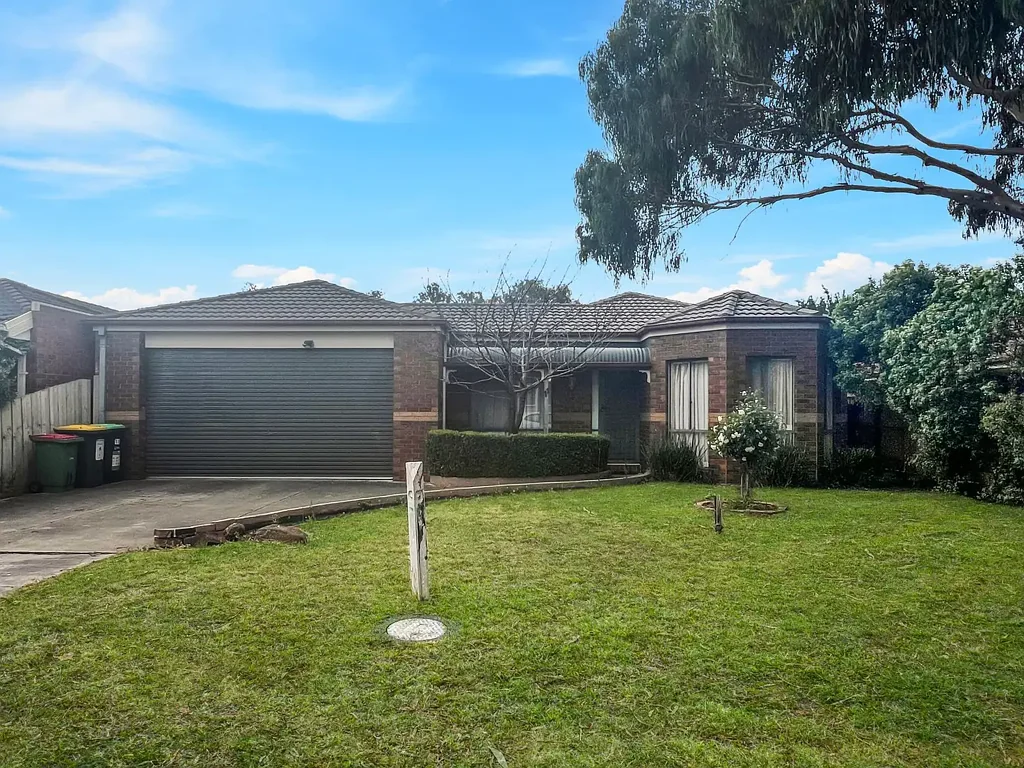 11 Desna Place, Roxburgh Park, VIC 3064