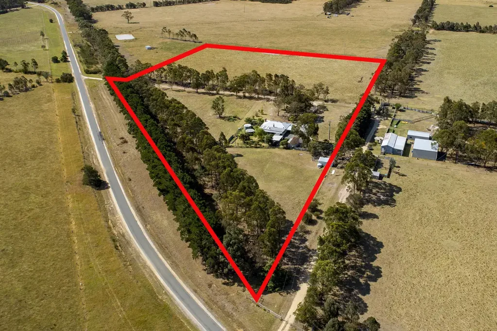 Stradbroke 13 Acres of Country Charm