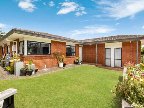 Highland Park 3房  Brick & Tile Beauty - Great Location!