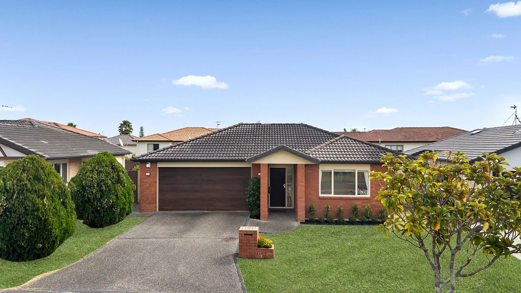 7 Middlefield Drive, East Tamaki Heights, Manukau City, Auckland