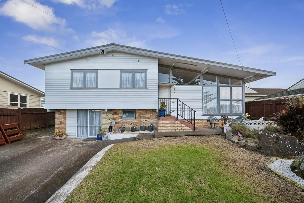 Manurewa East 3Kwarto MUST BE SOLD - OWNER MUST SELL ON AUCTION DAY!