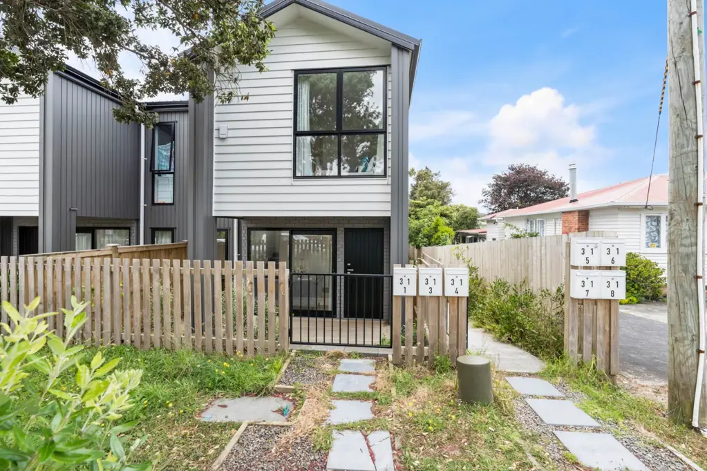 New Lynn 3Phòng ngủ URGENT SALE - NEED THIS SOLD TODAY
