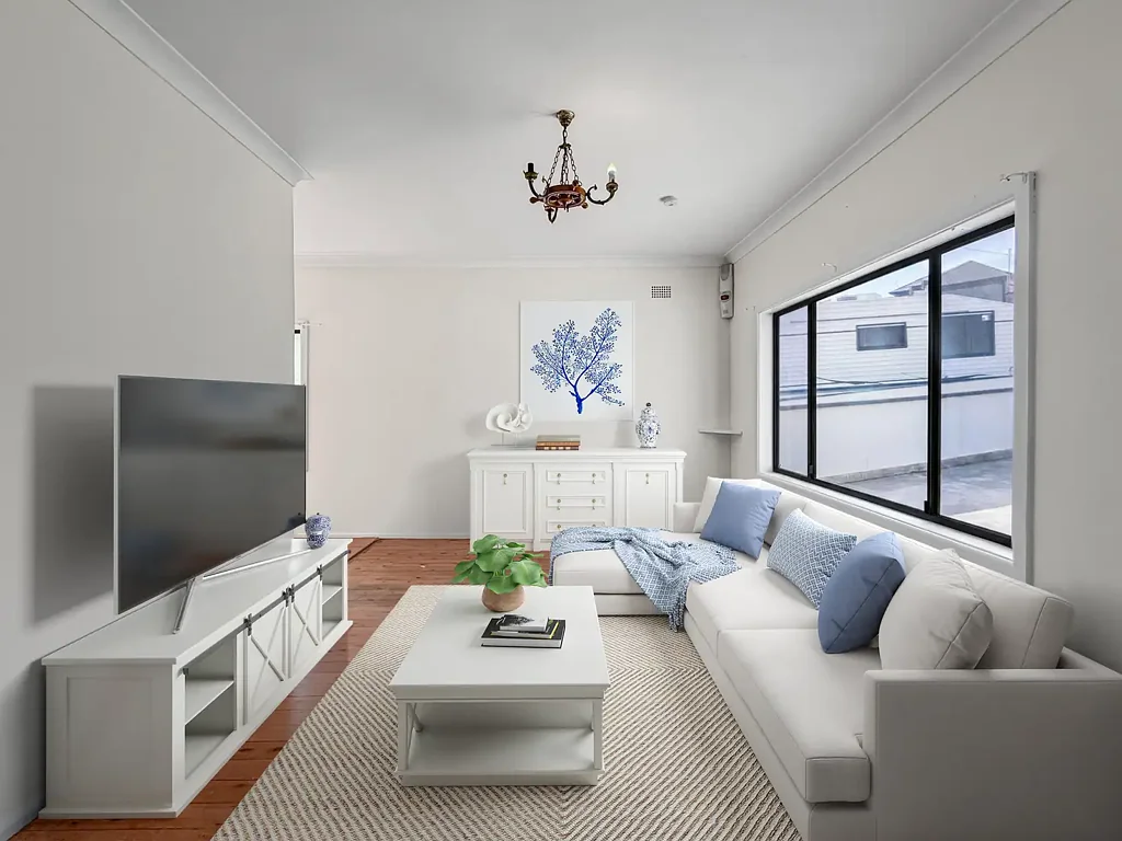 Lake Heights 4房 一个绝佳机会，坐拥迷人湖景 A Wonderful Opportunity with Stunning Lake Views
