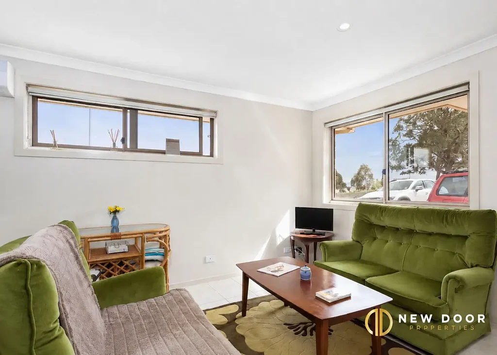 Bonner 4房  High-Yield Family Residence with Self-Contained Studio!
