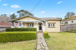 33 Oakleigh Avenue, Thornleigh