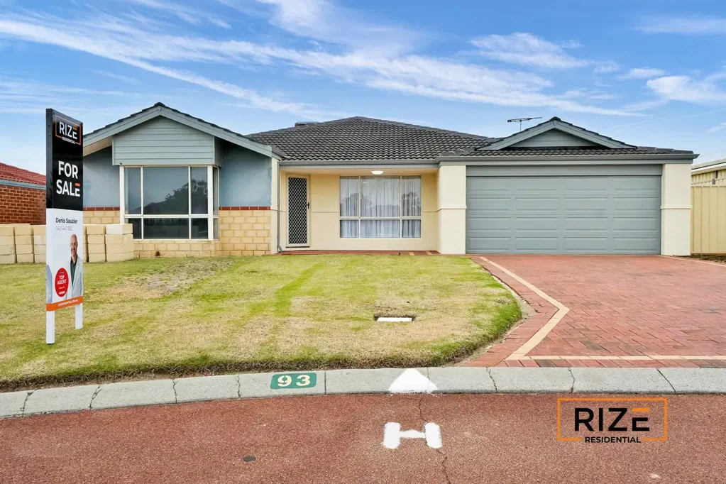 Hocking 4Kwarto Family 4x2 Home with multiple living areas!