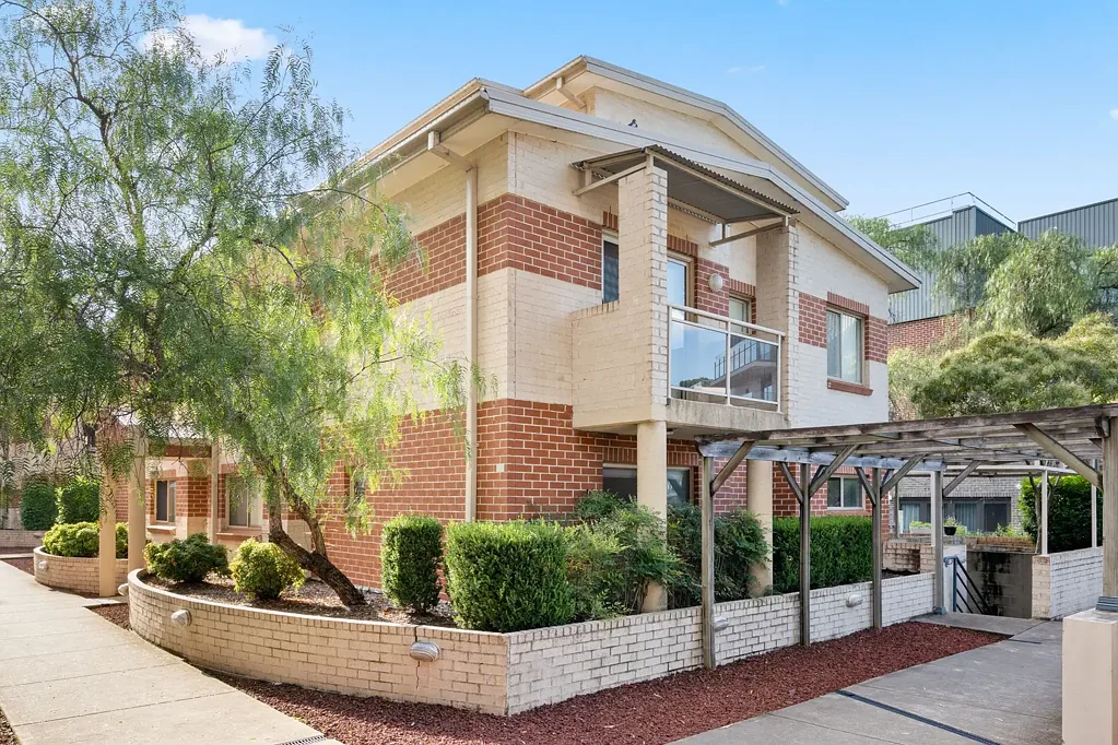 2/2 Wentworth Avenue, Toongabbie, NSW 2146