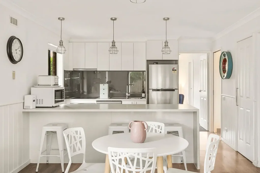 Ocean Grove 3chambre Prime Location with Endless Potential