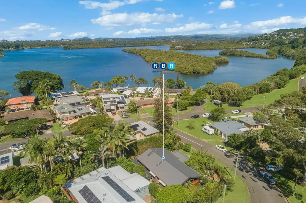 2 Summit Drive, Banora Point, NSW 2486