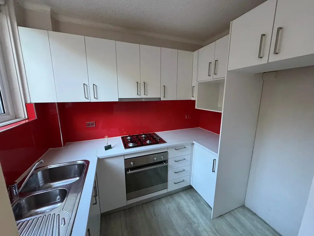 Bright & Updated Three-Bedroom Apartment in a Convenient Hillsdale Location