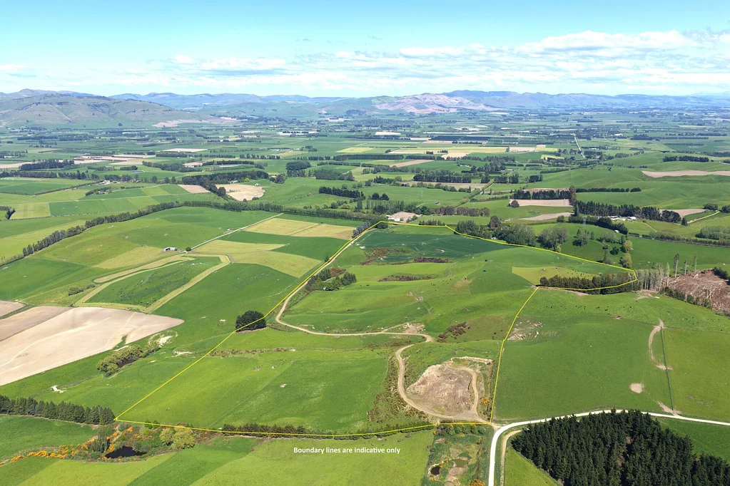 Gore Surrounds  Grazing Property With Bonus Income Potential