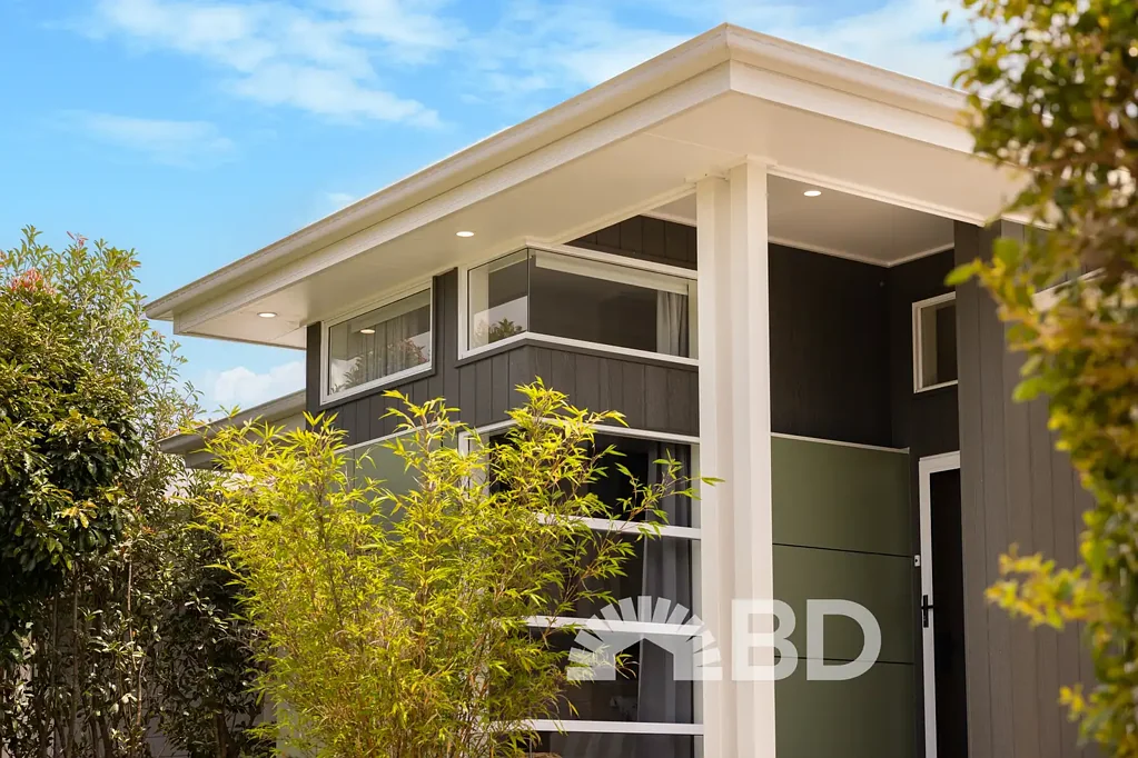Thoughtfully Designed Ex-Display Home Packed with Extras