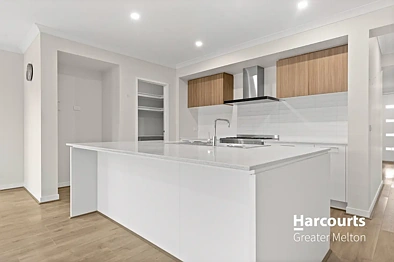 4 Bishopgate Boulevard, Bonnie Brook, VIC 3335, 4 slaapkamers, 2 badkamers, House