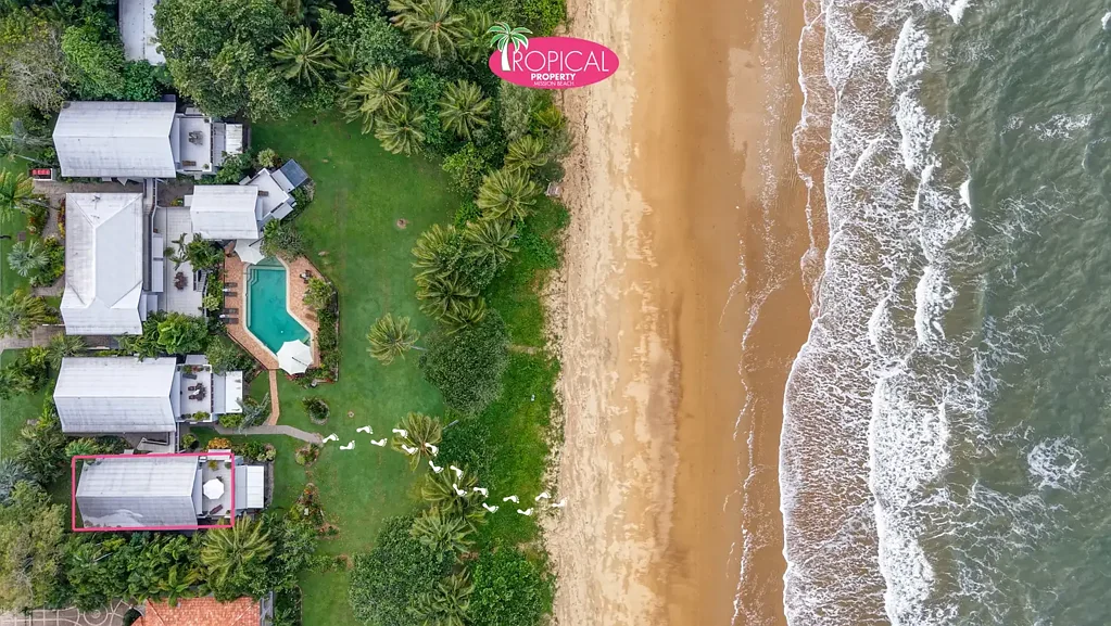 Wongaling Beach 2Phòng ngủ Absolute Beachfront Apartment !!