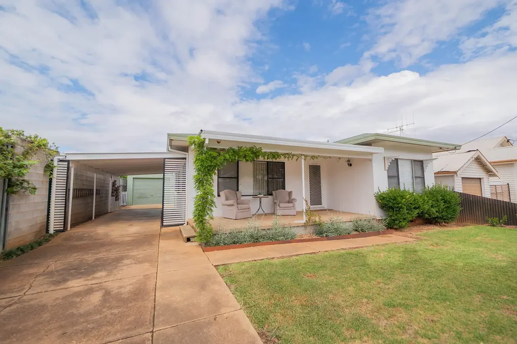 Ray White Real Estate Parkes
