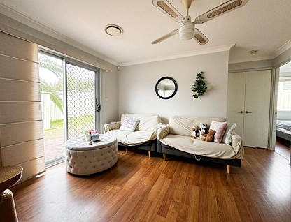 8 Muirfield Crescent, Glenmore Park, Outer Western Sydney, 3部屋, 1バスルーム, House
