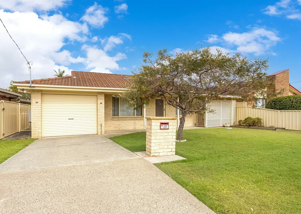 57 Waterman Street, Old Bar, NSW 2430