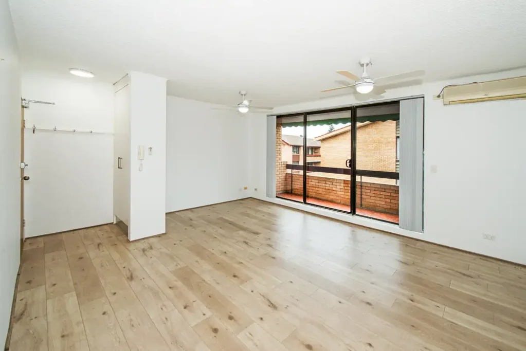 Top Floor Apartment in Boutique Security Block