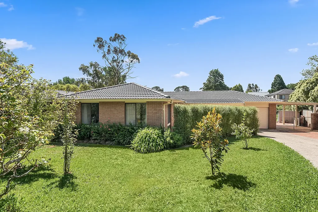 3 Dengate Crescent, Moss Vale, NSW 2577