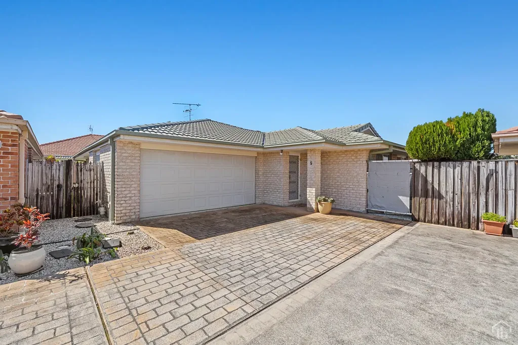 Easy Living Single-Level Villa