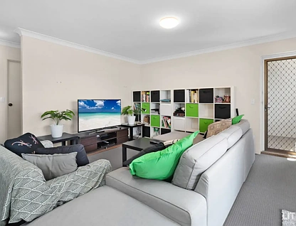 4/63 Warren Street, St Lucia, QLD 4067, 2房, 2浴, 公寓