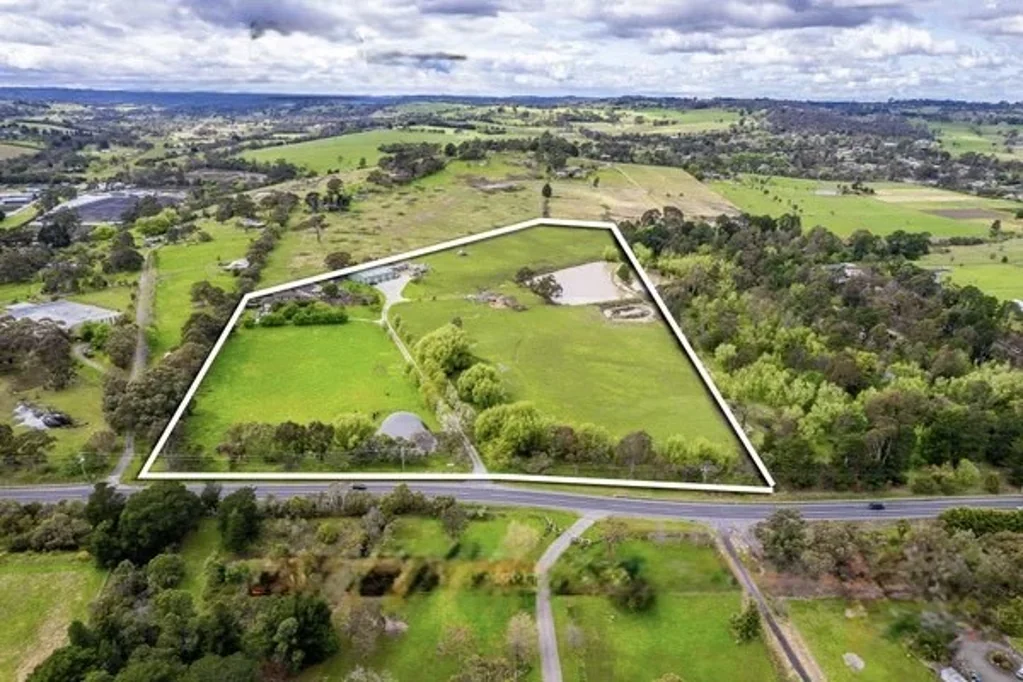 Narre Warren North 5غرفة نوم Stunning 20-Acre Lifestyle Property in Narre Warren North – A Rare Opportunity