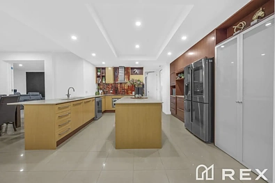 6 Lauradan Avenue, Berwick, VIC 3806, 5房, 4浴, House