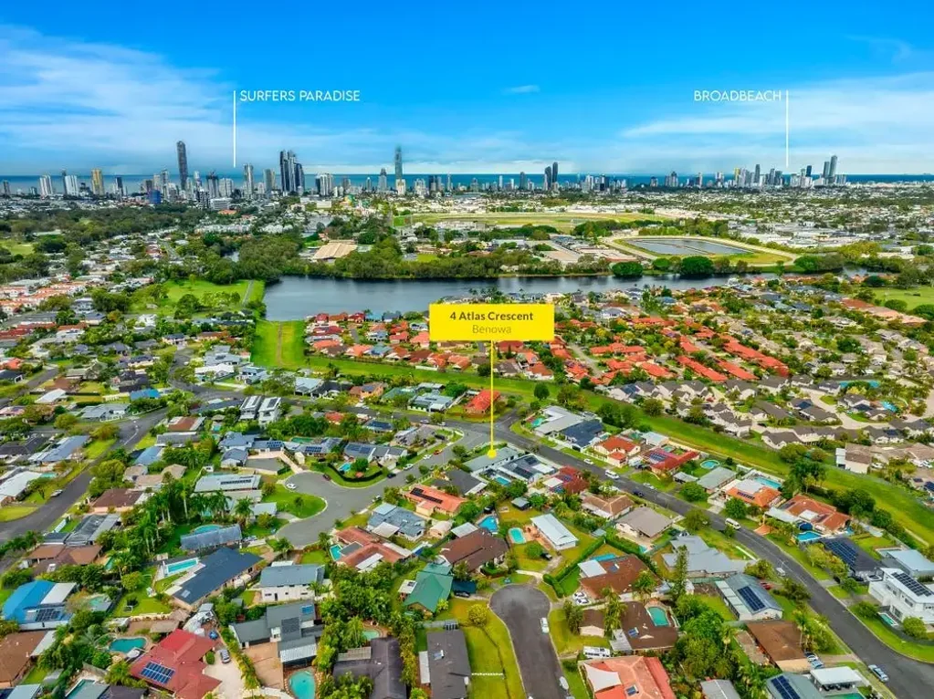 4 Atlas Crescent, Benowa, QLD 4217