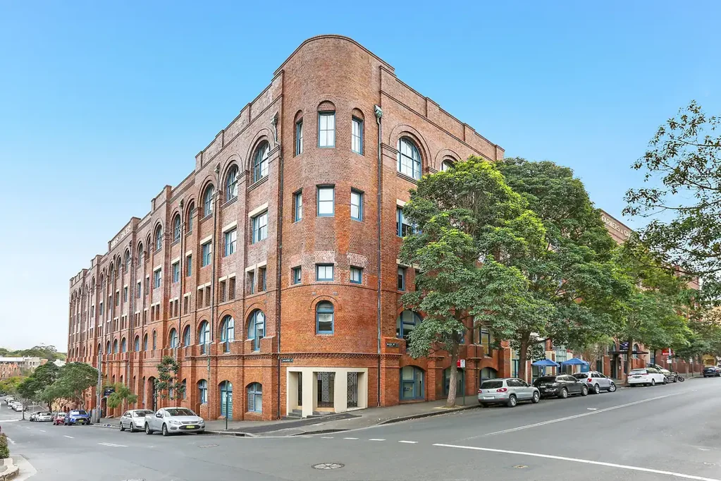 Ultra-convenient One Bedroom Apartment in the Inner City
