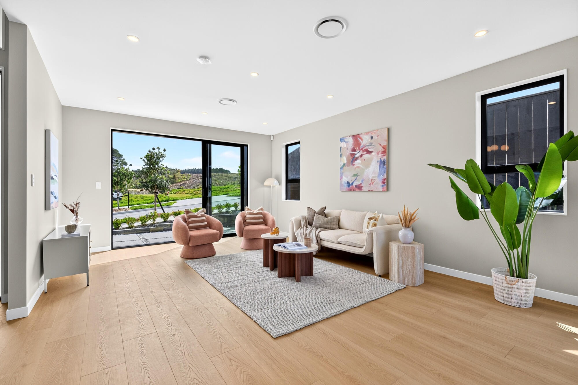 17 Tamaota Terrace, Wainui, photo 9