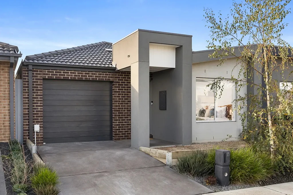 33 Progress Drive, Fraser Rise, VIC 3336