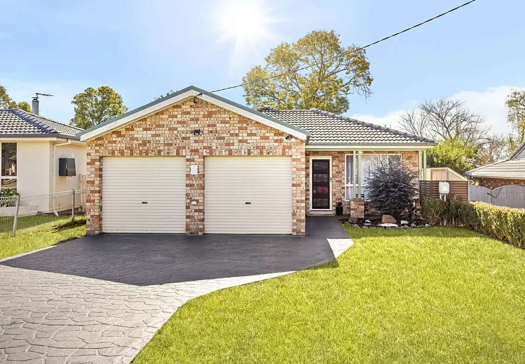 Buxton 3Kwarto Village Lifestyle, Family Comfort & Poolside Entertaining!