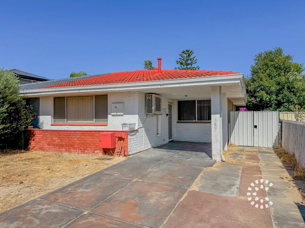 Spearwood 2ਬੈੱਡਰੂਮ Auction Opportunity - Roll Up Your Sleeves & Reap the Rewards!