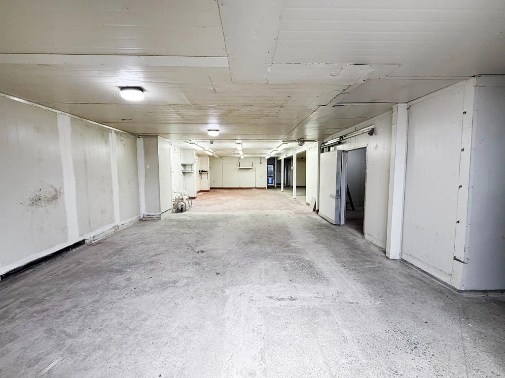 Helensville STORAGE FACILITY WITH OFFICE SPACE ABOVE