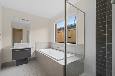 96 Hamish Drive, Tarneit, VIC 3029, 4 Bedrooms, 2 Bathrooms, House