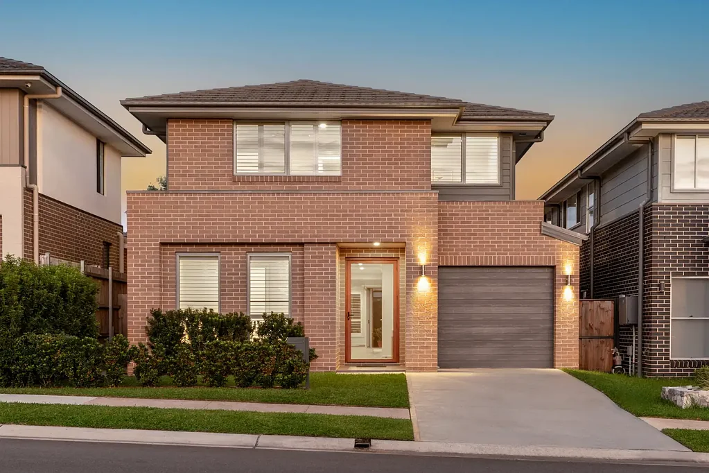 4 Galloway Road, Box Hill, NSW 2765