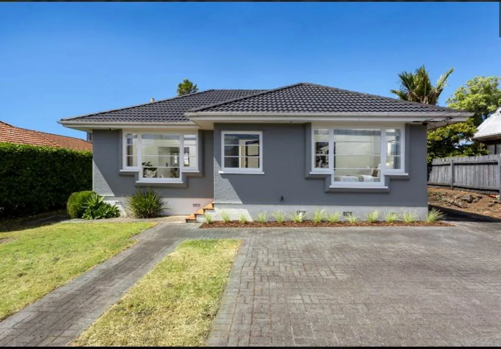 Beautifully Presented Character Bungalow