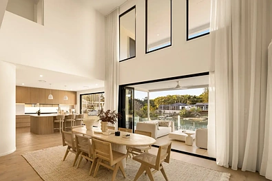 9 Andrew Avenue, Broadbeach Waters, QLD 4218, 5 Bedrooms, 4 Bathrooms, House