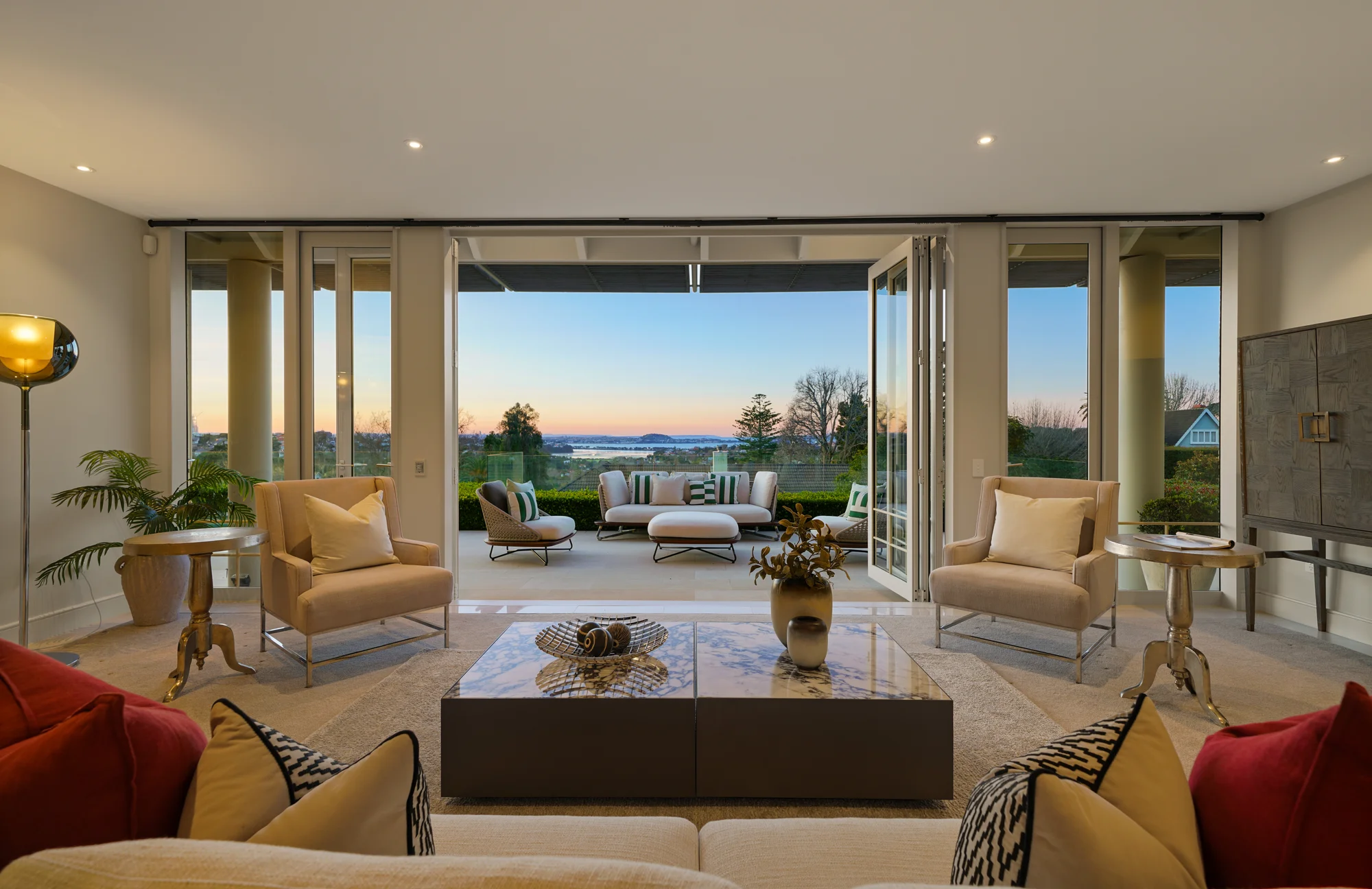 Remuera 4 Bedroom Grand-scale privacy on Remuera’s northern slopes