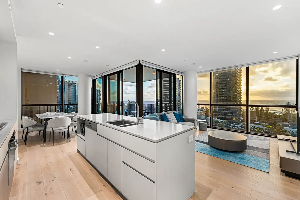 Mermaid Beach 3غرفة نوم Luxury brand new three-bedroom apartment in Prestigious YVES