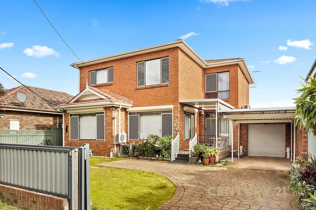 Brighton-Le-Sands 6房 双层 - 双户型 Two Storey - Dual Living