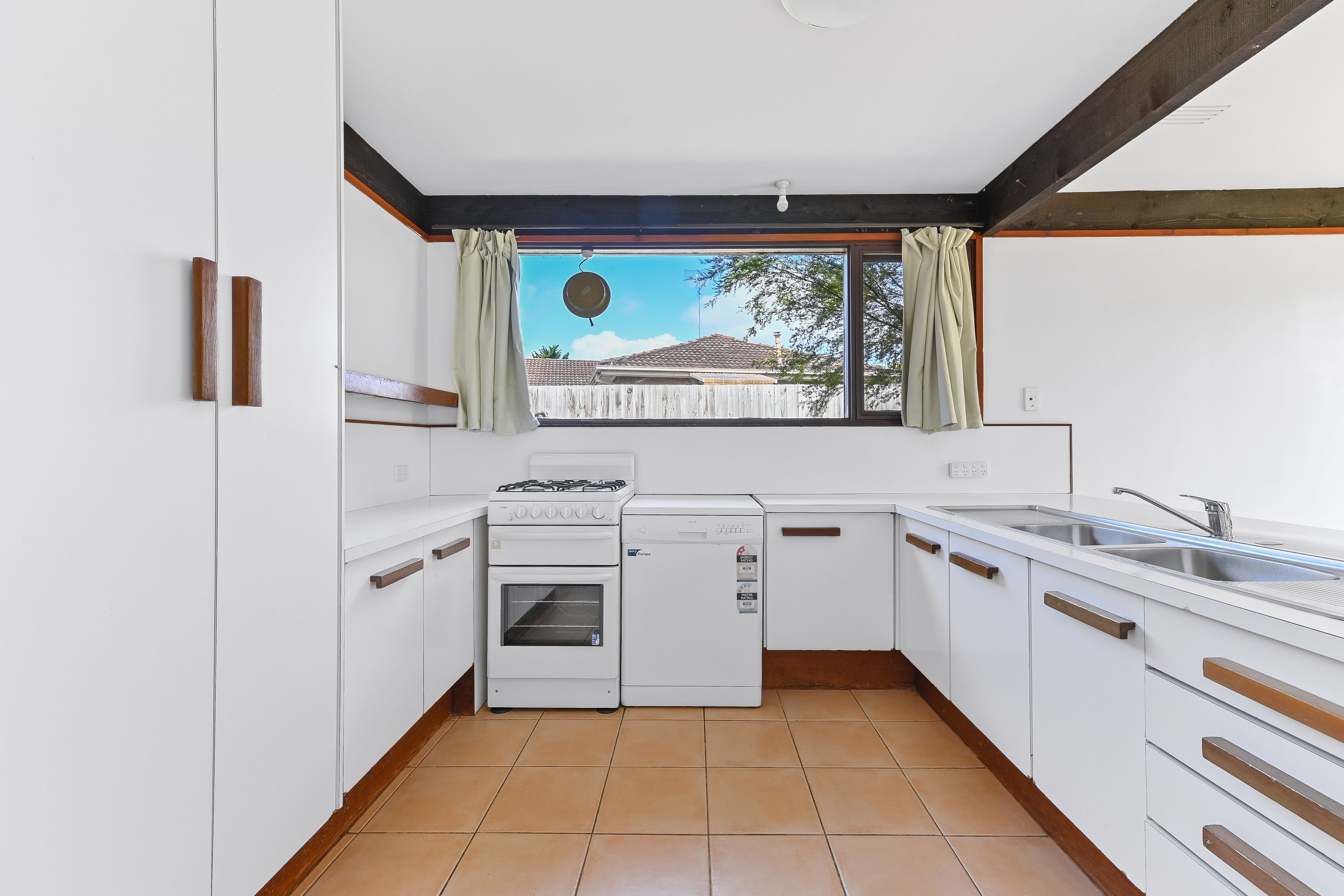 2 COMO CT, MOUNT WAVERLEY VIC 3149, 0房, 0浴, House