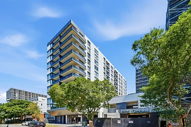 Mascot 2chambre MODERN APARTMENT IN THE HEART OF MASCOT – INVEST OR MOVE IN
