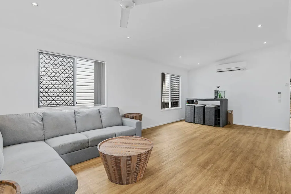Chambers Flat 2房  安全且实用的轻松养护天堂  Secure & Practical Easy-Care Haven