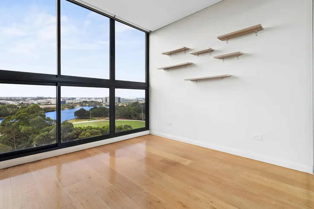 Wolli Creek 2ห้องนอน North-East Facing Apartment with Study & Secure Parking