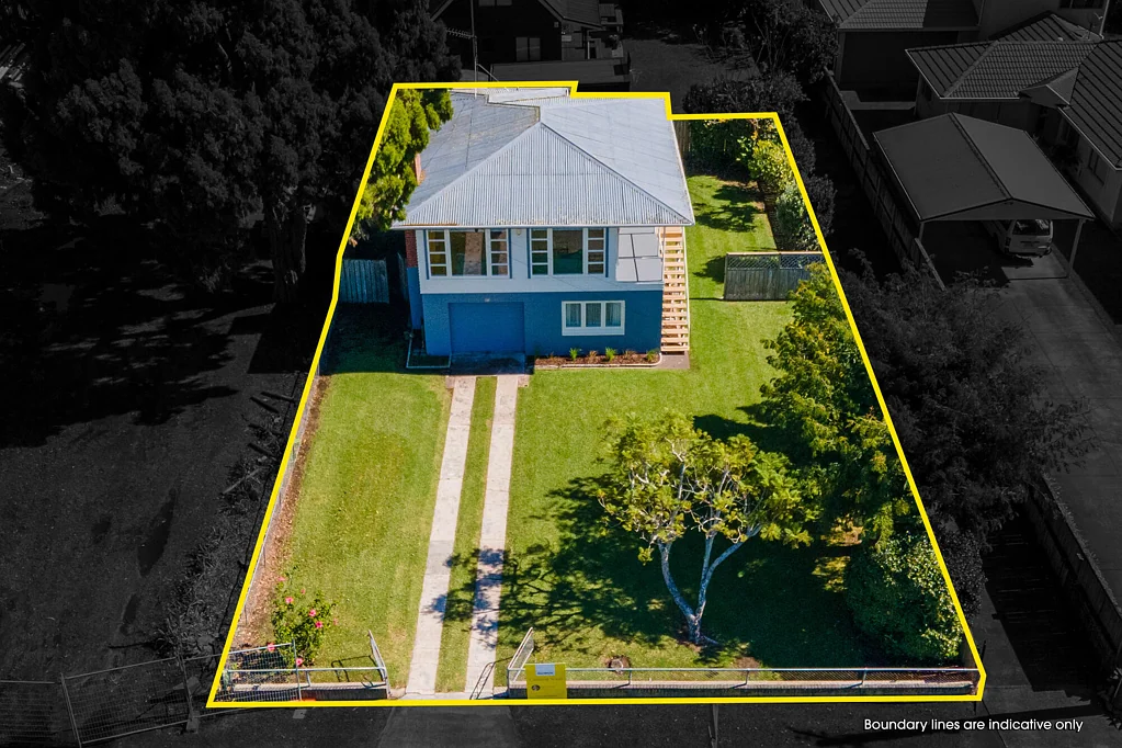 Manly 3房  Prime Location - Renovate or Landbank!