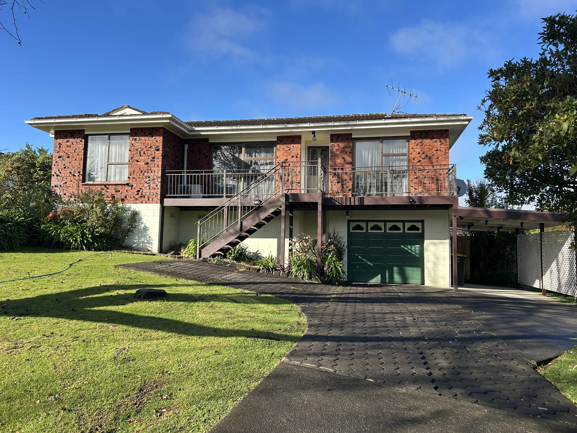Spacious Family Home in the Heart of Botany Downs