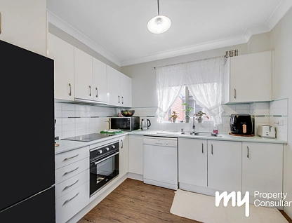 9/19 Chamberlain Street, Campbelltown, Macarthur Region, 2 कमरे, 1 बाथरूम, Apartment