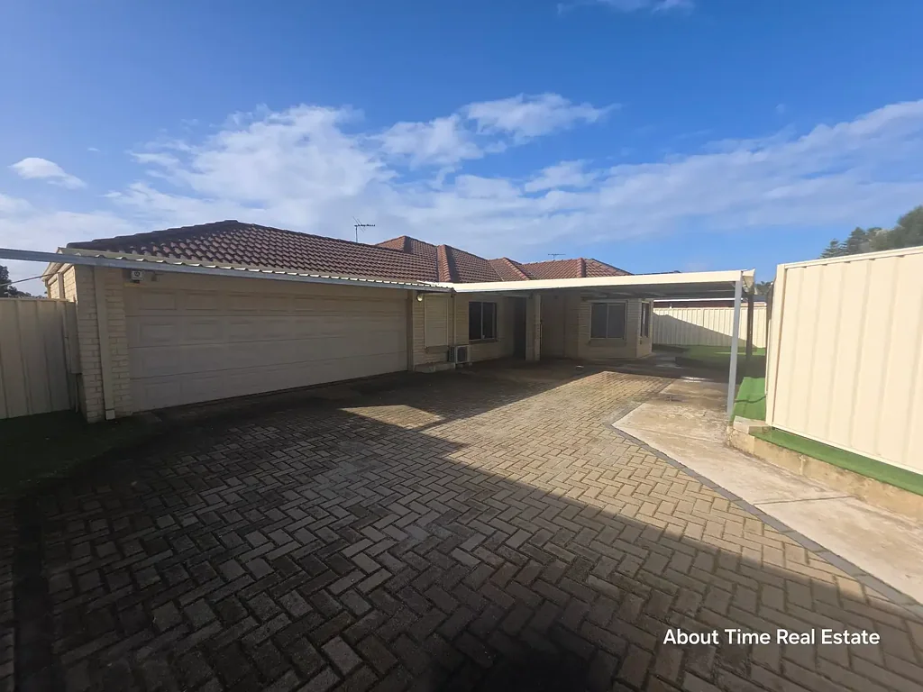 Looking for secure parking and privacy, look no further.