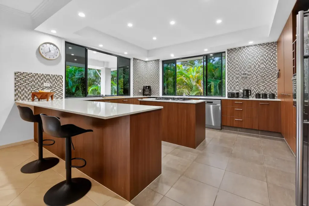 Tallebudgera 7 Bedroom Lush Acreage Offering Peace, Privacy and Genuine Dual Living